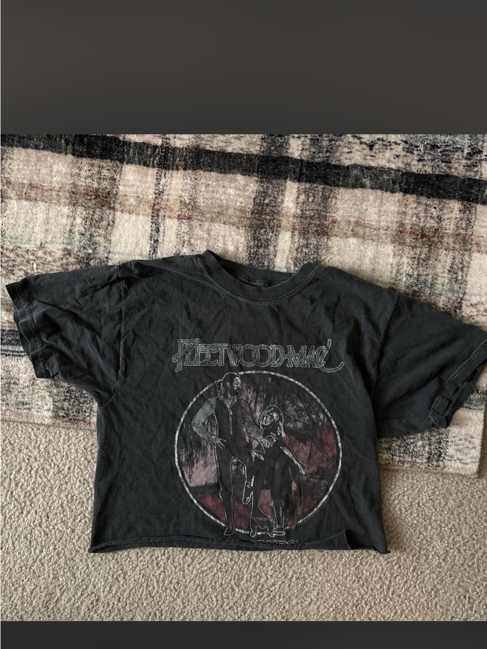Urban Outfitters Black Fleetwood Mac Cropped Band Tee